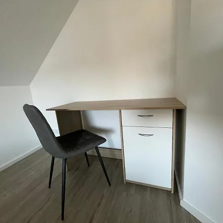 Moderne Mit Balkon Inmitten Der Lausitz *