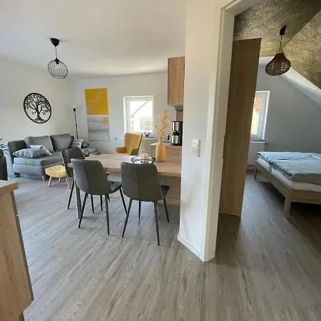 Moderne Mit Balkon Inmitten Der Lausitz