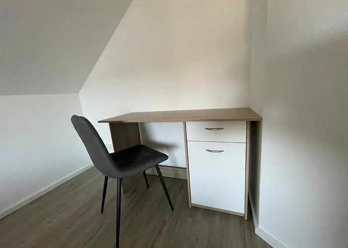 Moderne Mit Balkon Inmitten Der Lausitz *