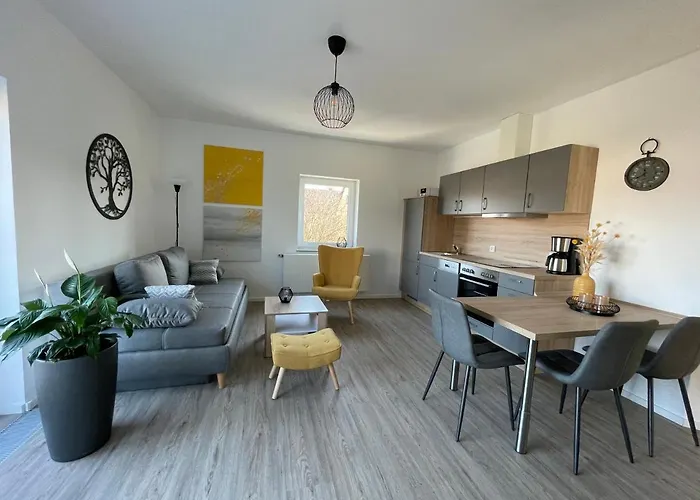 Moderne Mit Balkon Inmitten Der Lausitz Апартаменты Bernsdorf (Bautzen)